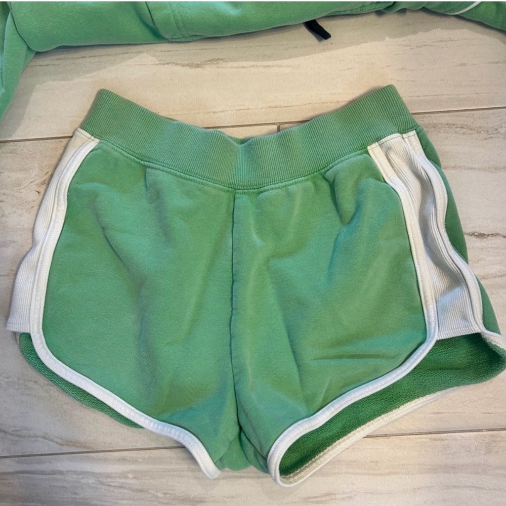 OFFLINE by Aerie Green Half-Zip Hoodie and Matching Shorts Set - Picture 3 of 6